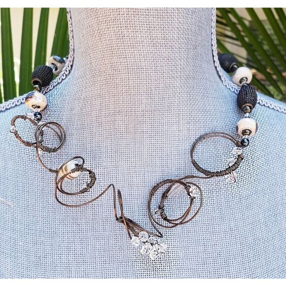 Artisan Handcrafted Necklace Texas Western Rugged Barb-Wire & Swarovski Crystal - Picture 4 of 9